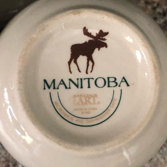 Manitoba Moose Bear Wolf Green Brown Set of 2 Ceramic Coffee Cups Mugs - Picture 4 of 4